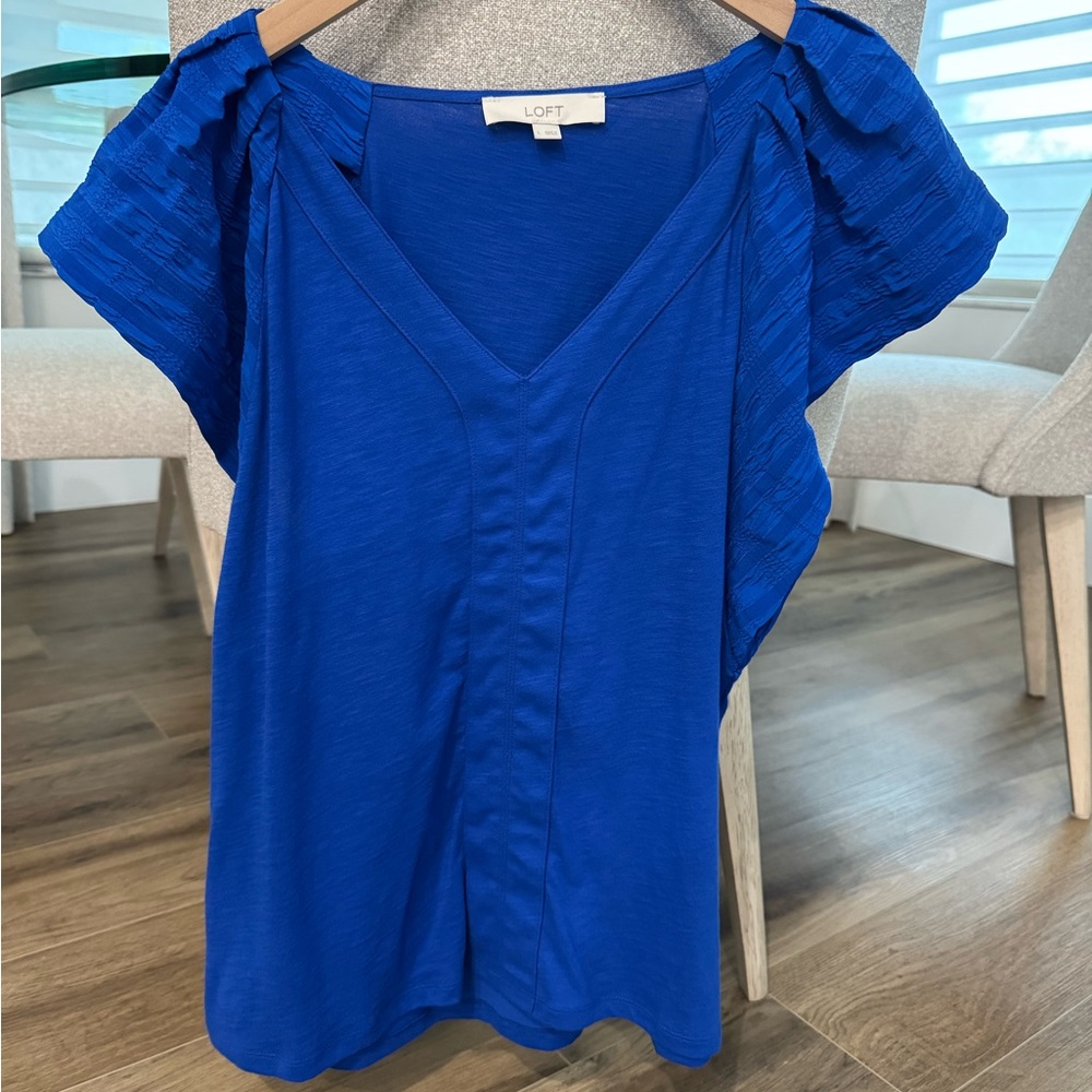 LOFT Blue Flutter Sleeve Relaxed Blouse Size L